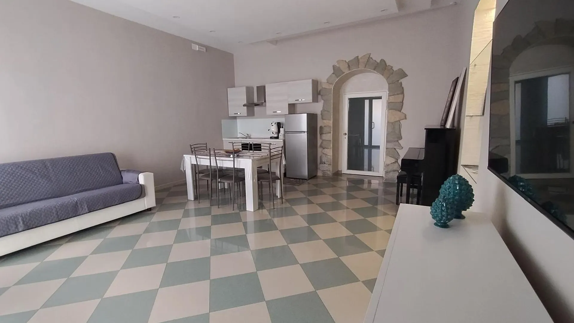 Square House Casa Vacanze Solarino Italien